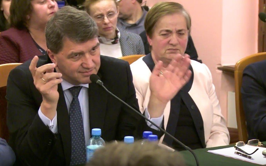 VIDEO-OŚWIĘCIM. Widzę, że pana prezydenta nie przekonam... Trwa debata o edukację sportową