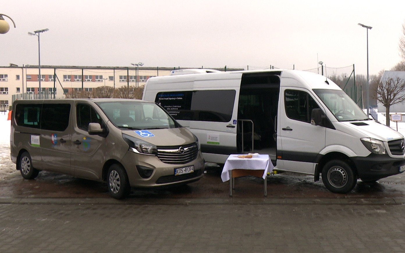 POWIAT. Samochody posłużą dziełom charytatywnym