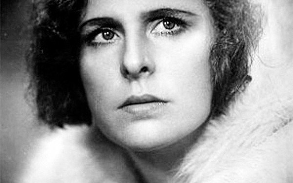 OŚWIĘCIM. Propagandzistka Hitlera jako wzór dla Miasta Pokoju