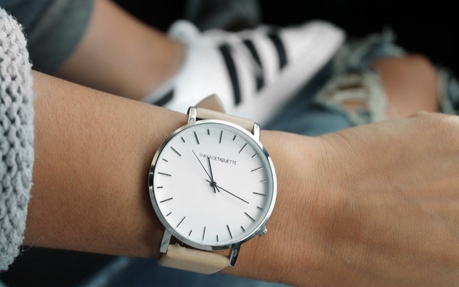 Jakim zegarkiem obdarować kobietę