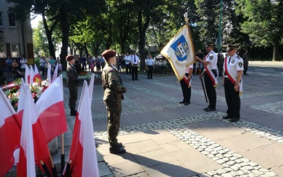 OŚWIĘCIM. W godzinę „W” pamiętano o powstańcach