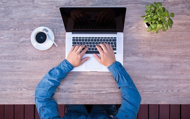 Pierwsza praca w IT — jak i gdzie szukać?