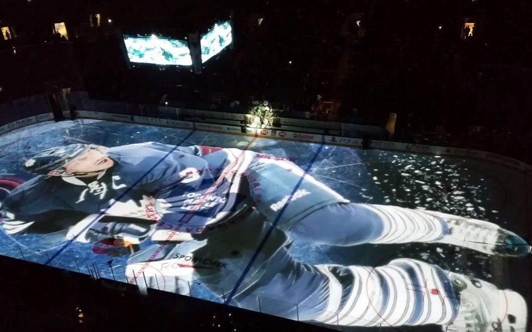 OŚWIĘCIM. Pierwszy w historii pokaz mappingu na lodowisku