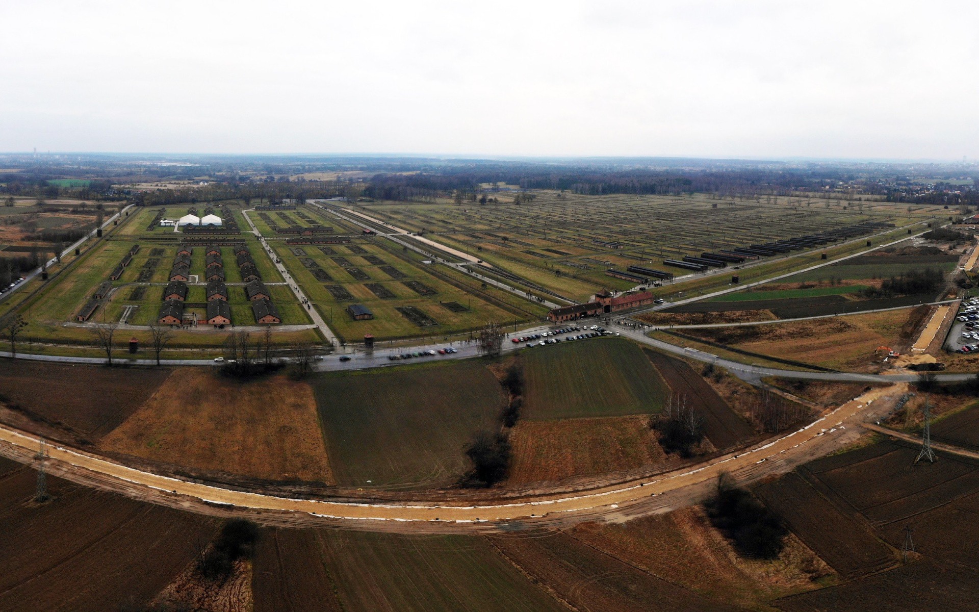 BRZEZINKA. Trwa budowa „małej obwodnicy” przy Birkenau