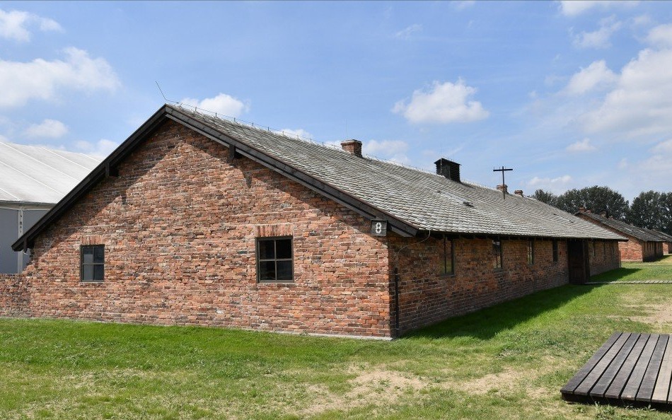 AUSCHWITZ. Zachować autentyzm. Konserwacja baraków murowanych