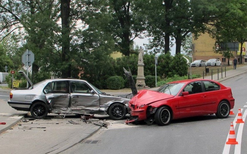 ZATOR. Groźny wypadek na DK 44