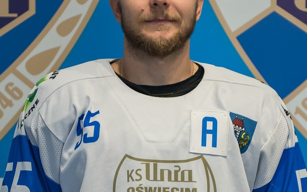 OŚWIĘCIM. Tabaček wiesza łyżwy na kołku