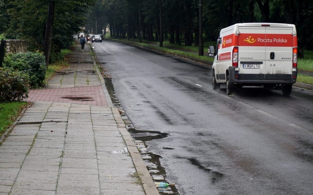 POWIAT. Ul. Olszewskiego zostanie wyremontowana do końca