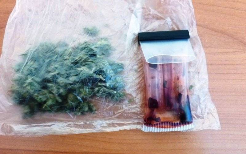 OSIEK. Dealer wpadł przez niezapięte pasy