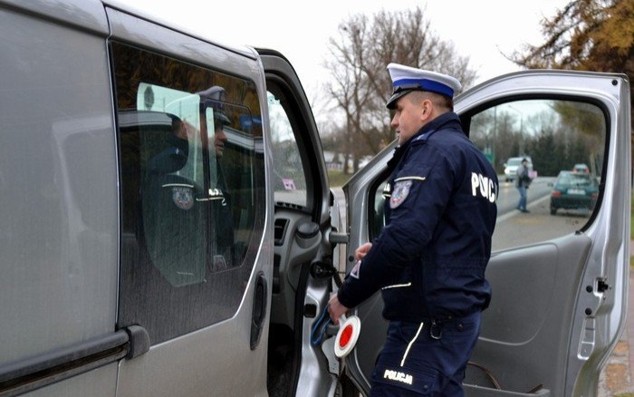 OŚWIĘCIM. Kontrola busów i ciężarówek