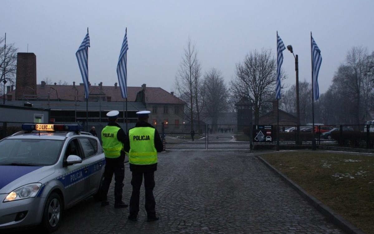 POWIAT. 2. stopień alarmowy BRAVO w województwie