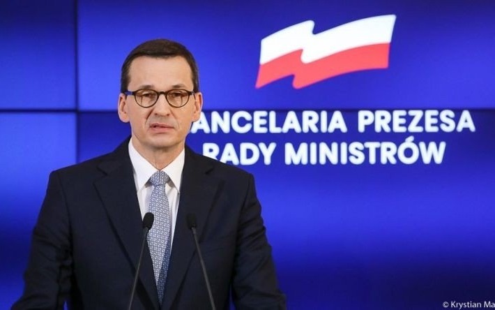 KRAJ. Walka z koronawirusem: rząd wprowadza nowe zasady bezpieczeństwa