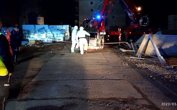 CHRZANÓW. Operatora dźwigu kłamał, że ma koronawirusa