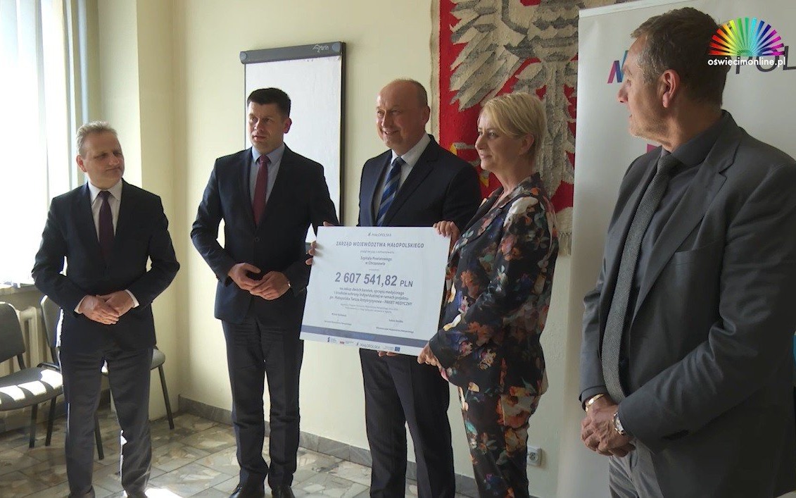 OŚWIĘCIM. Tarcza antykryzysowa trafiła do szpitala FILM