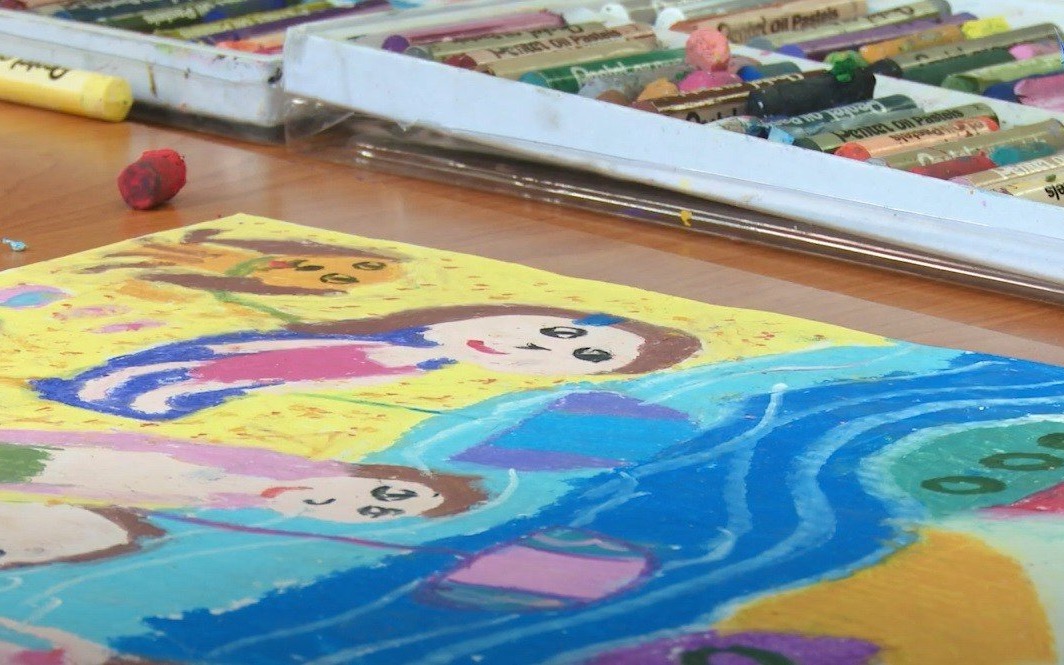 POWIAT. Wakacje z Młodzieżowym Domem Kultury. Owocny czas wypełniony ciekawymi zajęciami