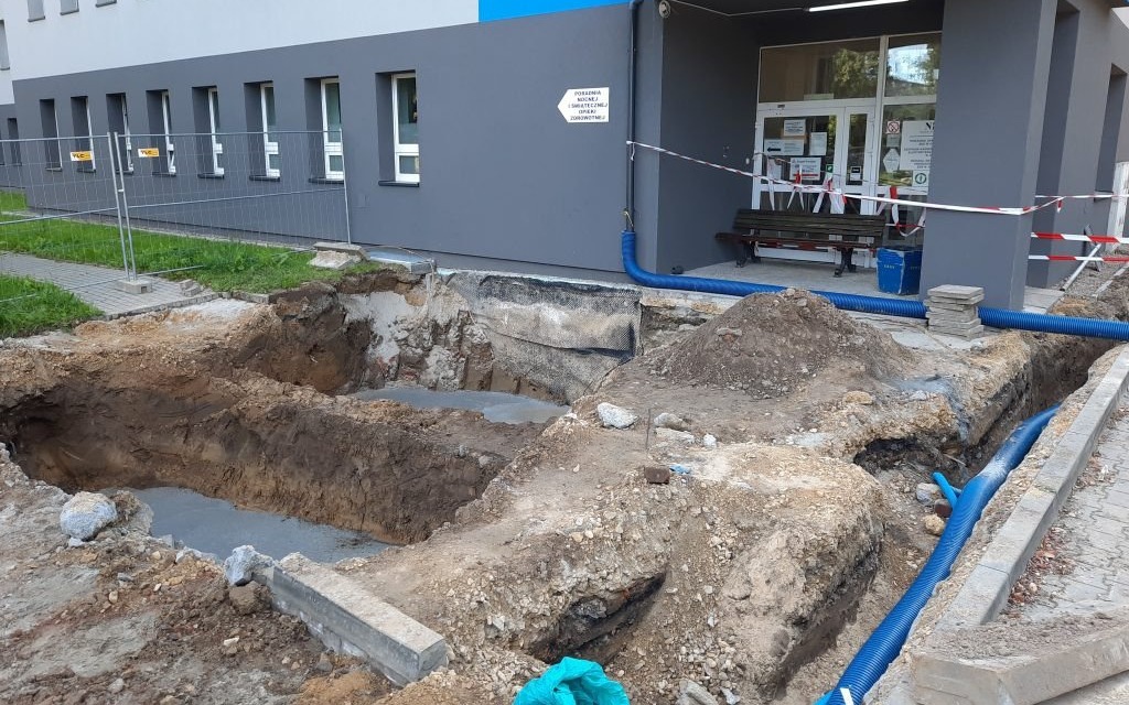 OŚWIĘCIM. Ruszyła budowa szpitalnych przewiązek