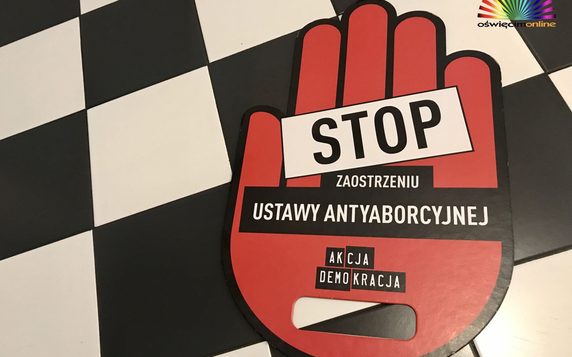 PUBLICYSTYKA. Kaja Godek niczego nie wygrała. Wręcz przeciwnie