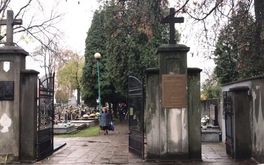 OŚWIĘCIM. Tegoroczna kwesta pod cmentarzem odwołana