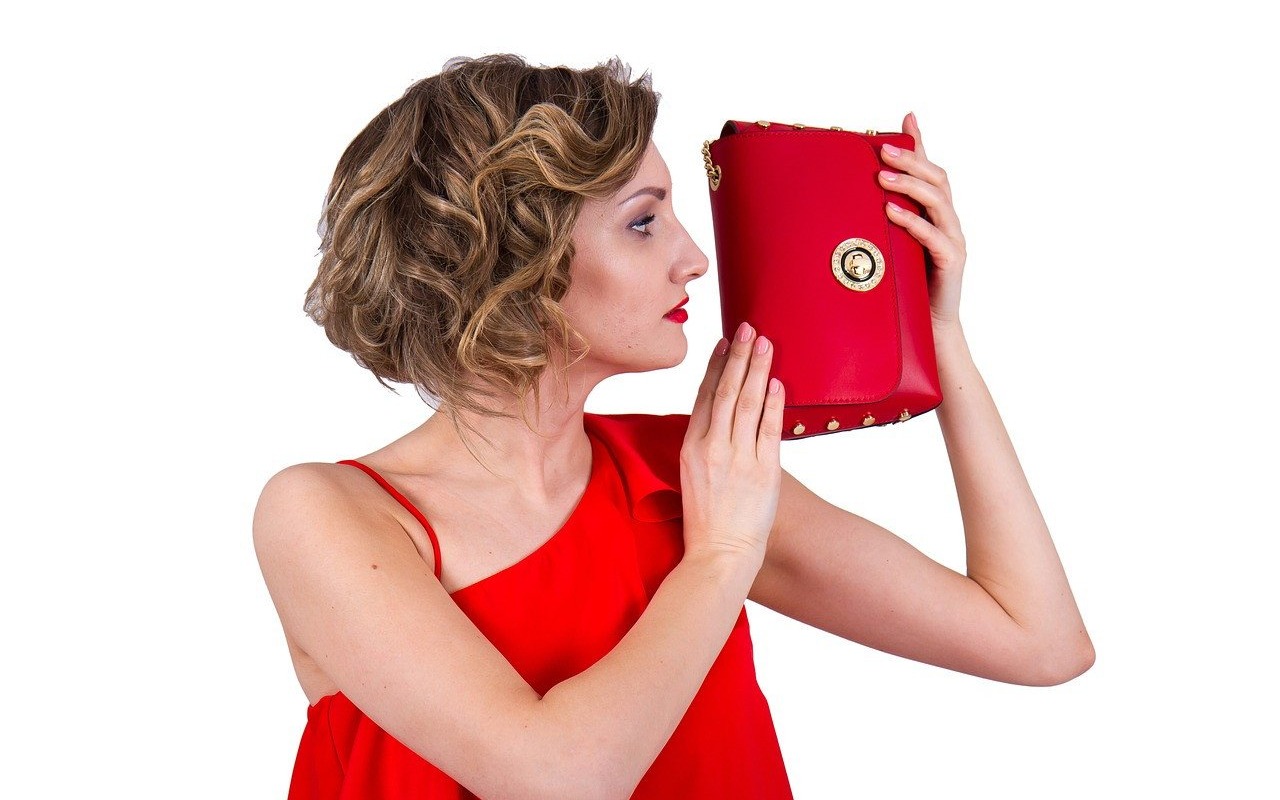 Modne torebki na sezon jesienno-zimowy 2020. Jakie wybrać?