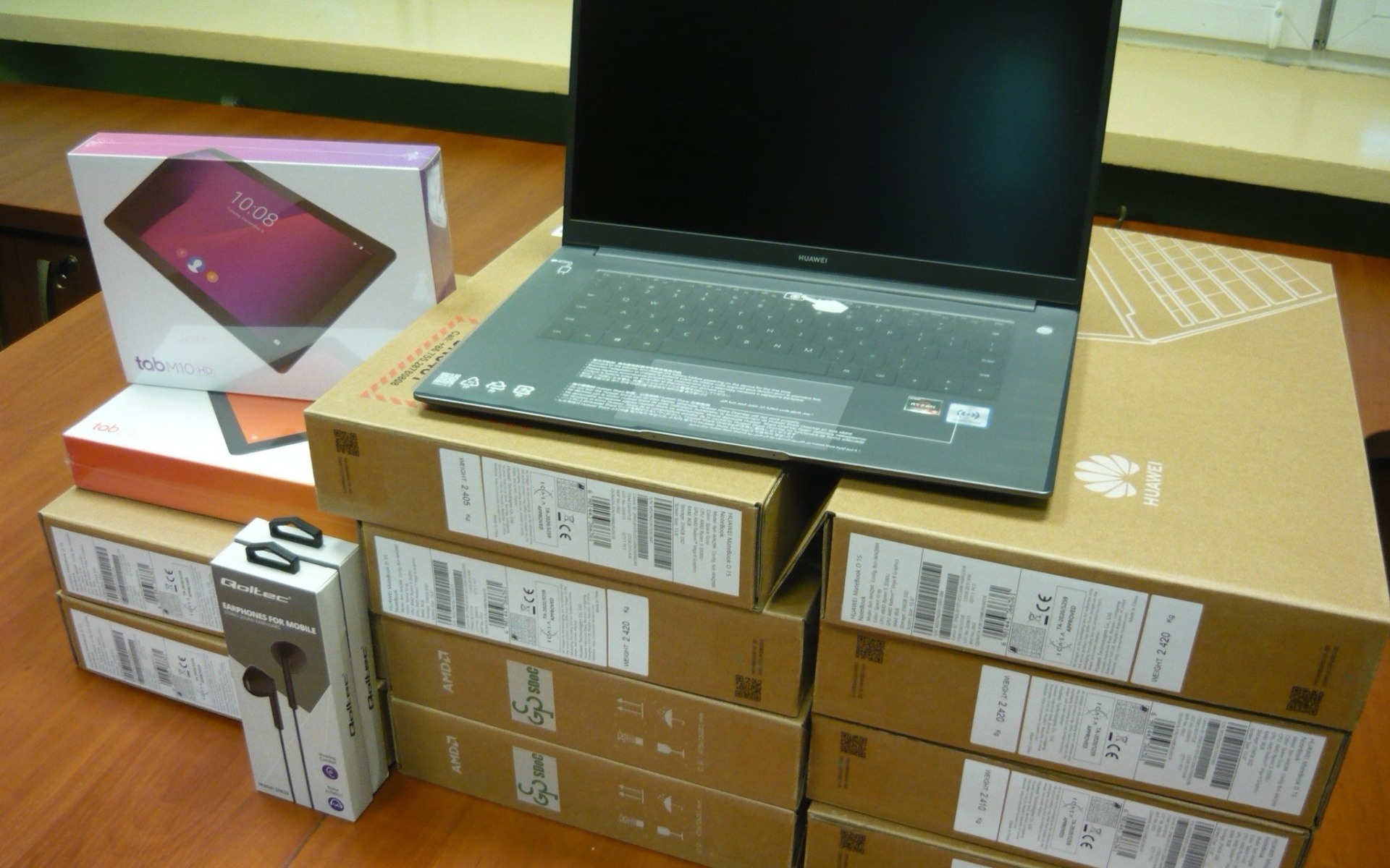 OŚWIĘCIM. Miasto zakupiło 73 laptopy i  6 tabletów