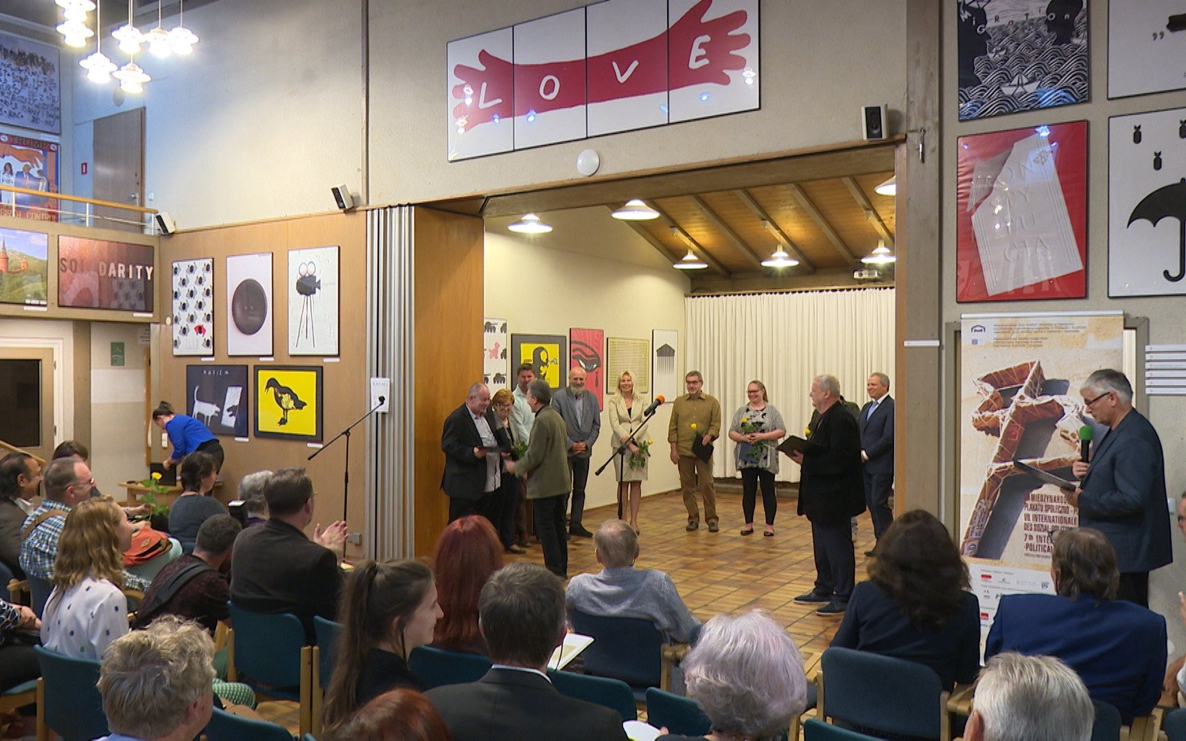 OŚWIĘCIM. Otwarcie biennale plakatu społeczno-politycznego