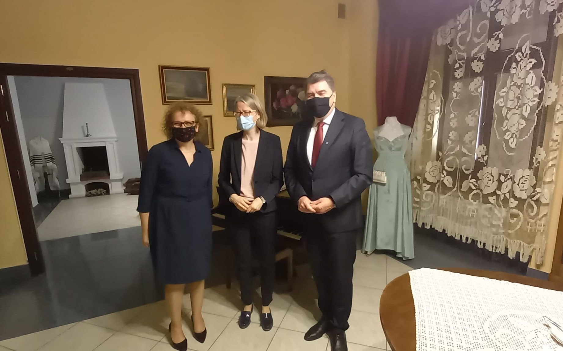 POWIAT. Ambasador Wielkiej Brytanii z wizytą w Oświęcimiu