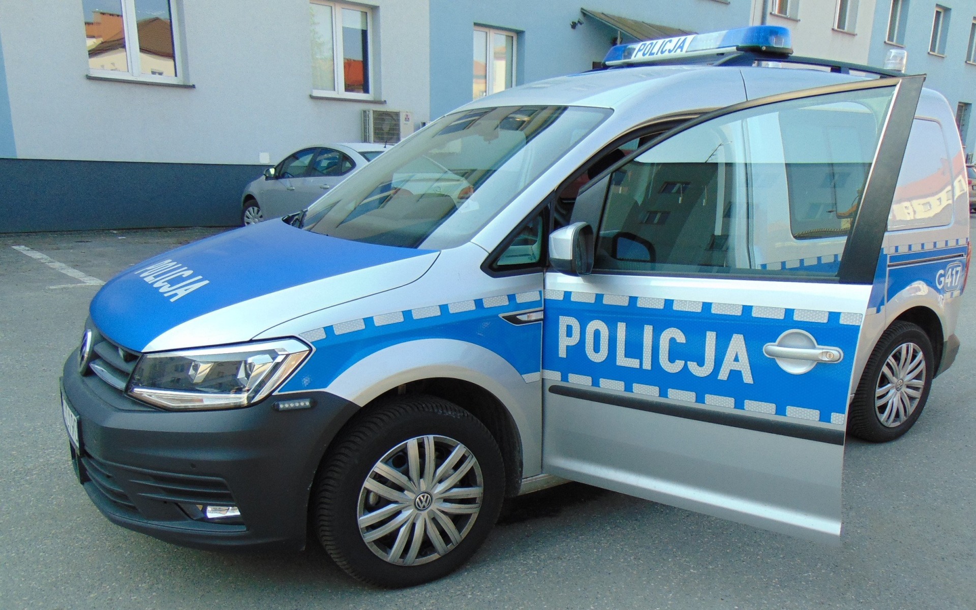 POWIAT. Nowy radiowóz dla oświęcimskiej policji