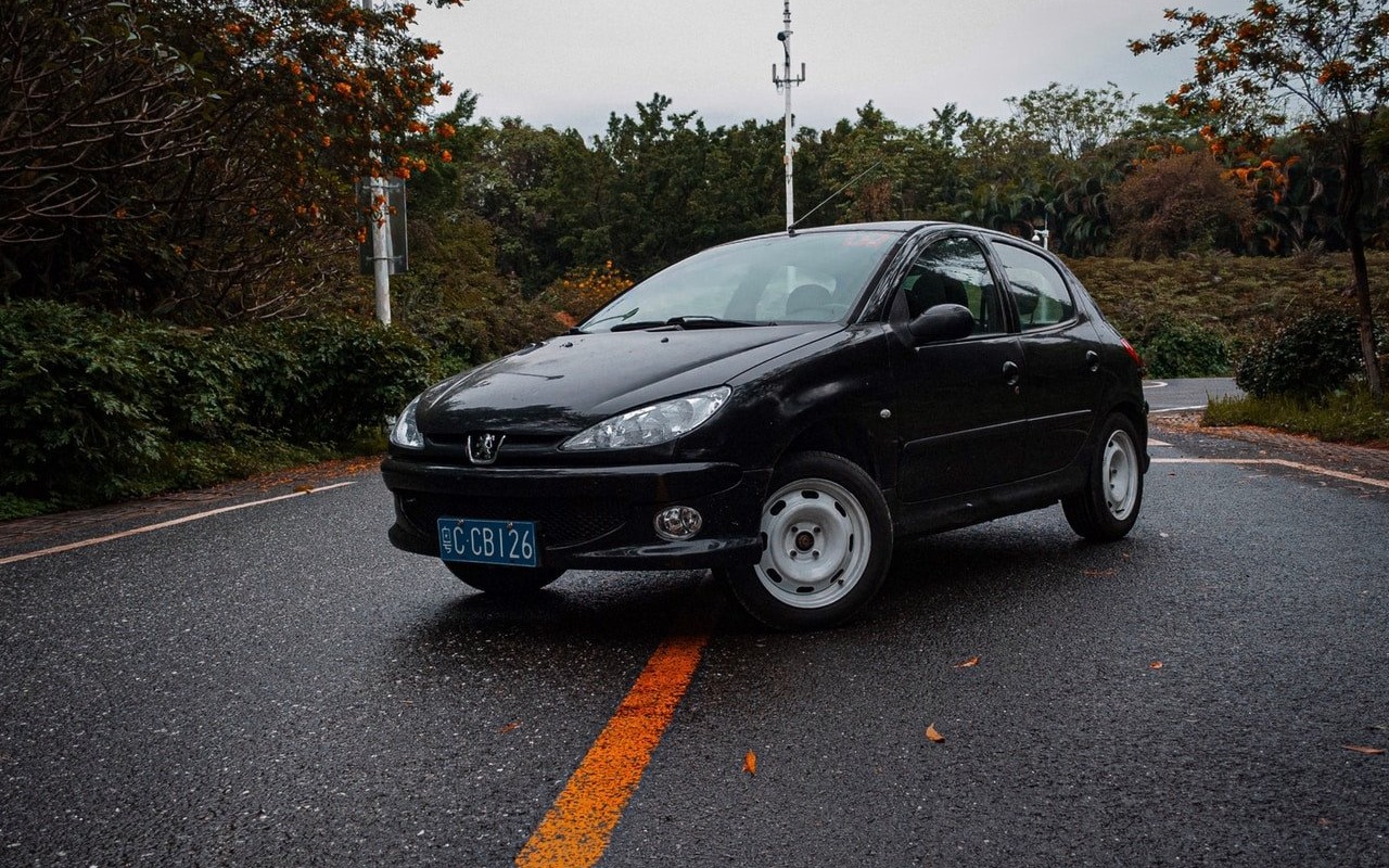 Kiedy ubezpieczenie OC przedłuży się automatycznie?