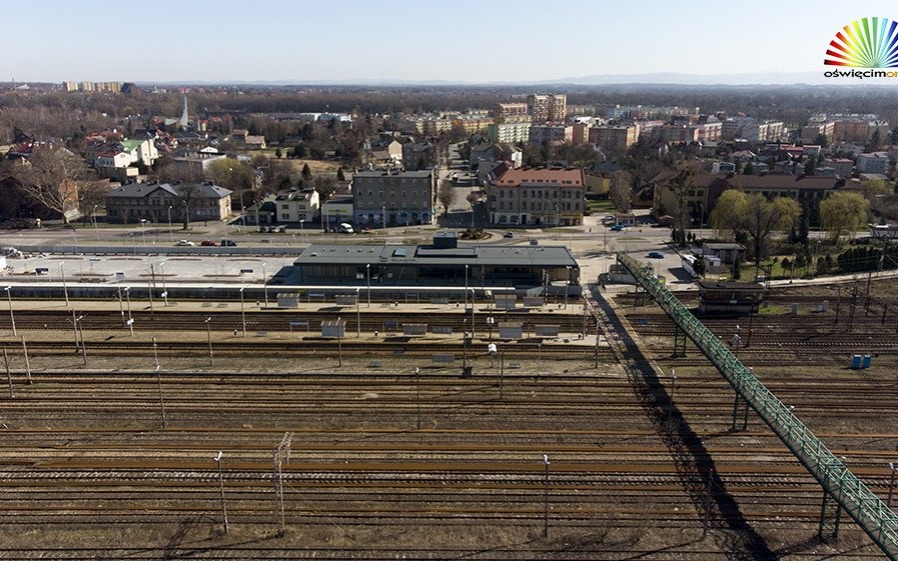 OŚWIĘCIM. Austriacka kładka kolejowa zostanie rozebrana