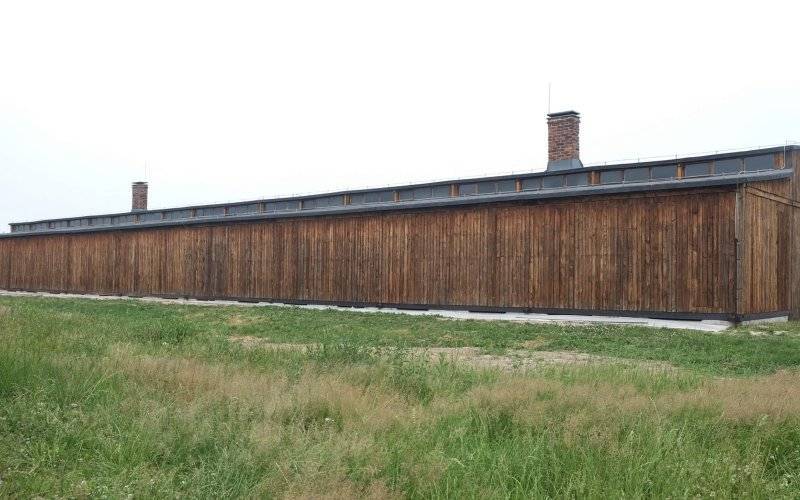OŚWIĘCIM. Konserwacja baraku mieszkalnego