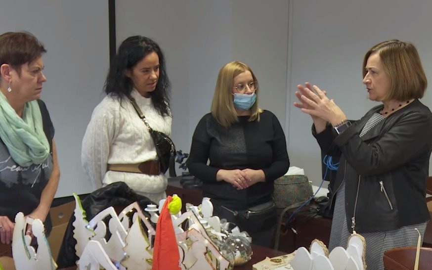 POWIAT. Kiermasz ozdób bożonarodzeniowych w starostwie