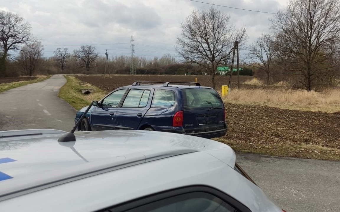 KĘTY. Pościg za pijanym kierowcą, jechał z synem