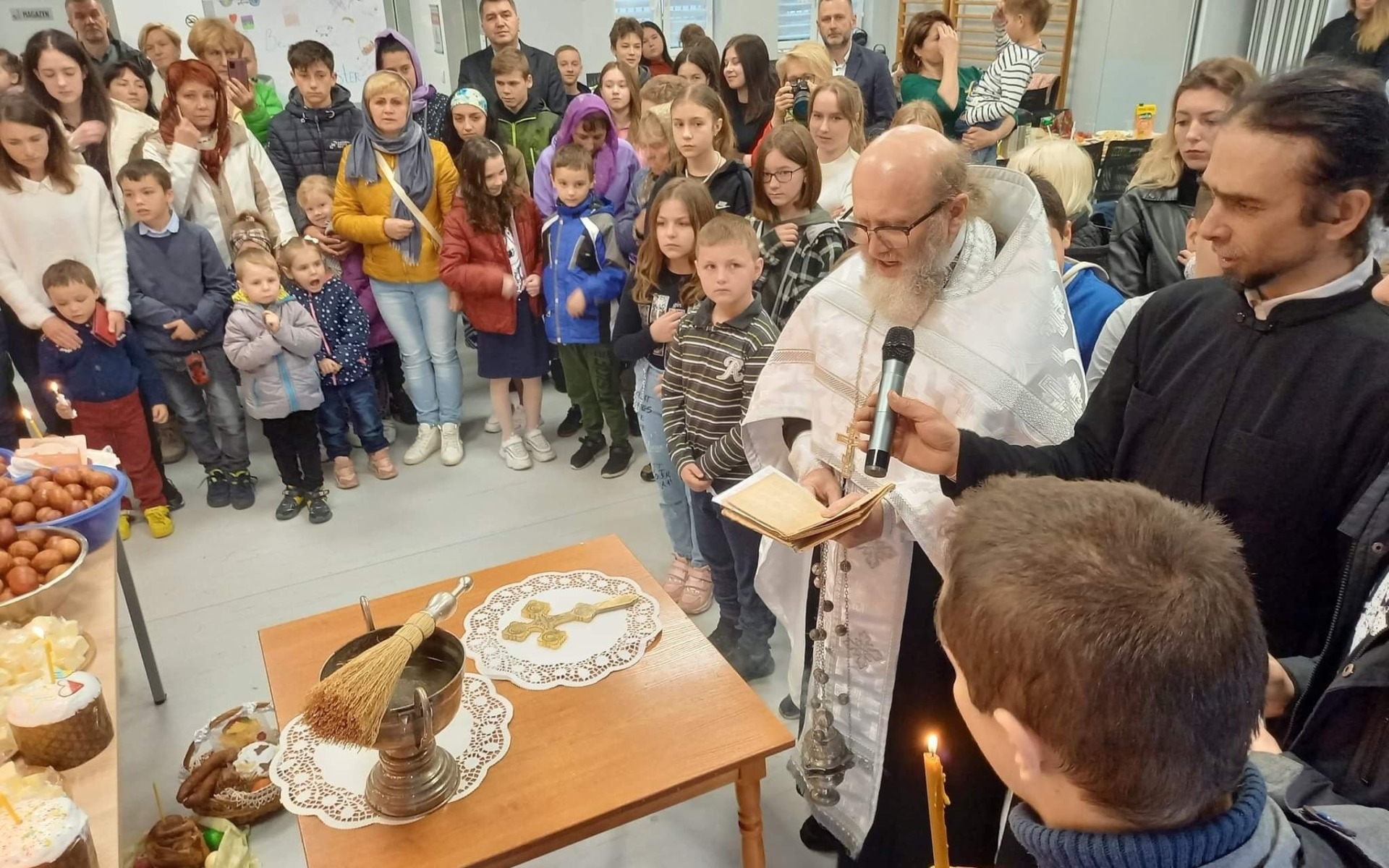 OŚWIĘCIM. Prawosławni poświęcili pokarmy Dziennym Domu Pomocy