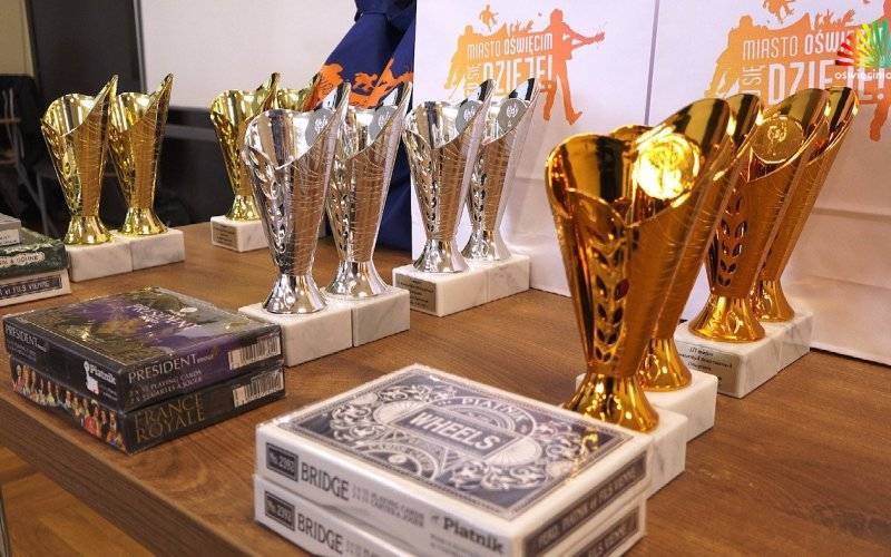 OŚWIĘCIM. Amatorskie Mistrzostwa w Brydżu Sportowym