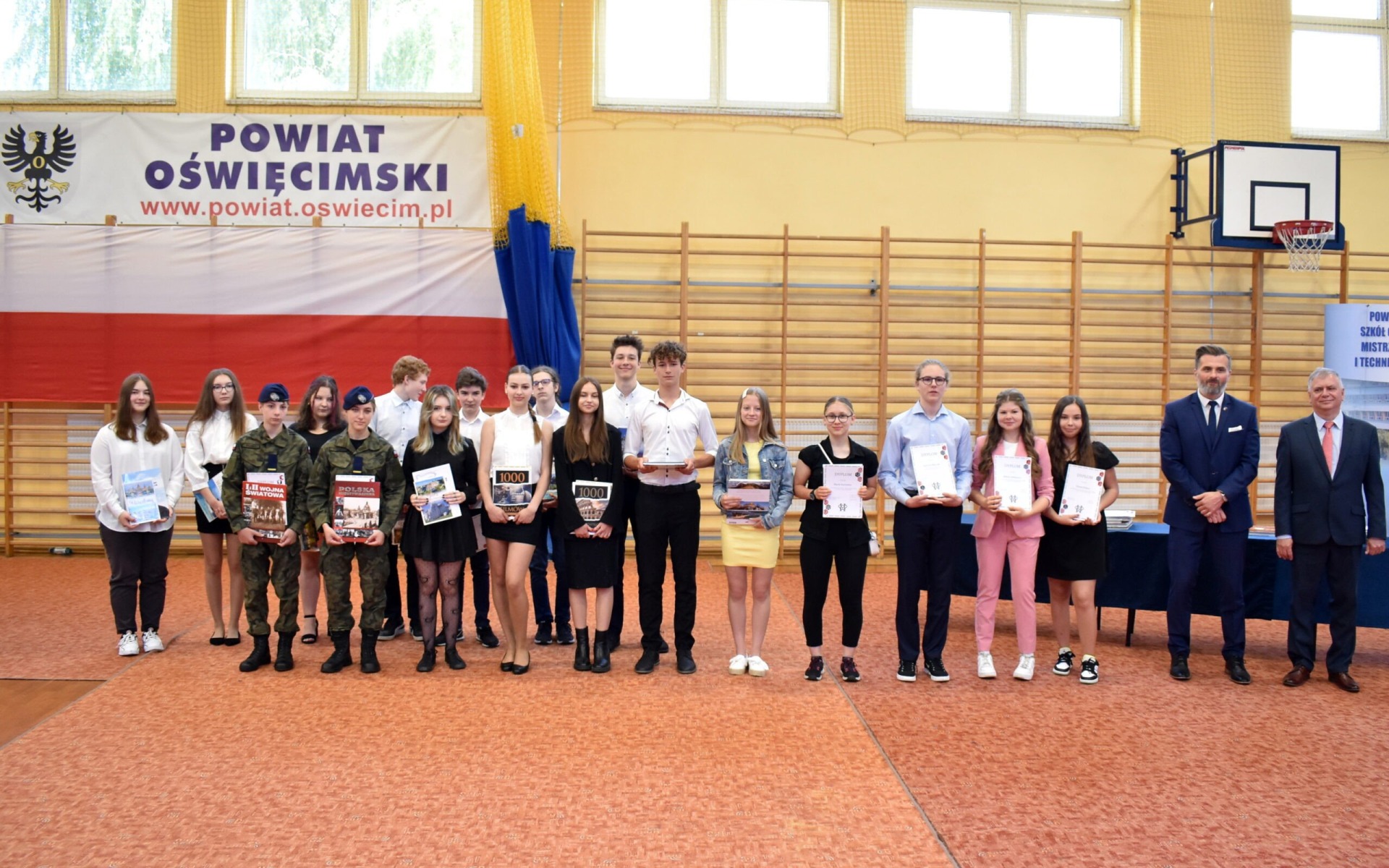 POWIAT. Pora odpocząć po trudnym roku szkolnym