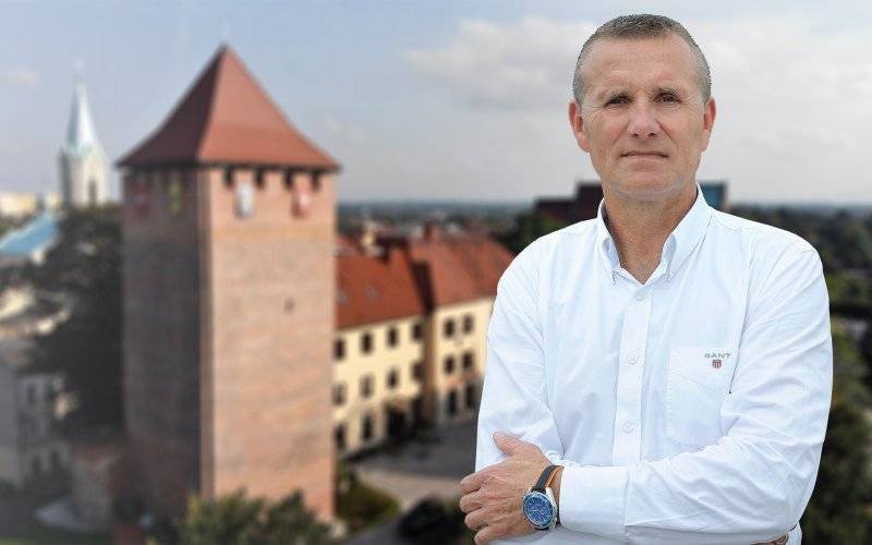 ROZMOWA. Ponoć urzędnicy w starostwie szefa sobie chwalą…