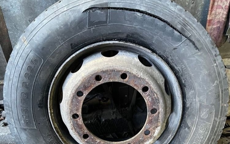 POWIAT. Wypadek śmiertelny podczas naprawy opony