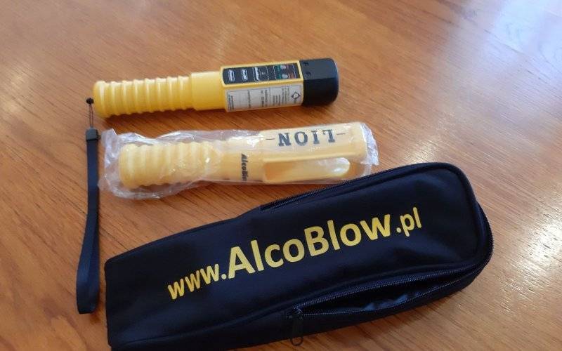 POWIAT. Kierowca próbował uniknąć kontroli trzeźwości