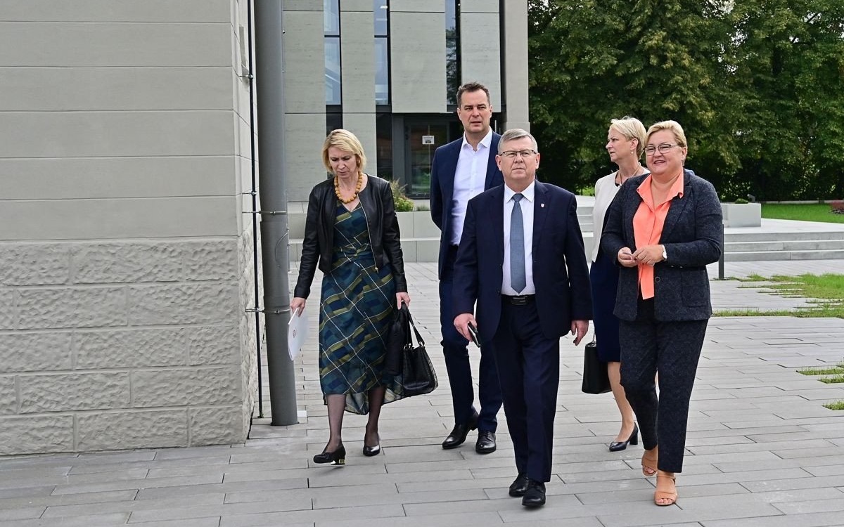 POWIAT. Wizyta marszałka województwa w Oświęcimiu