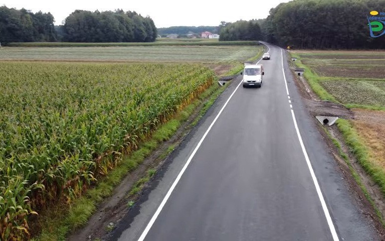 POWIAT. Powiatowe trakty w Jawiszowicach po modernizacji (film)