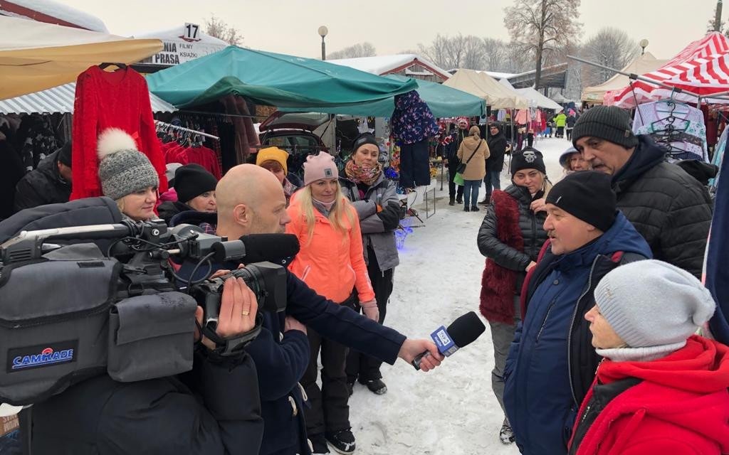 PUBLICYSTYKA. Prezydent Chwierut mówi kupcom z targu, żeby szukali sobie nowej pracy