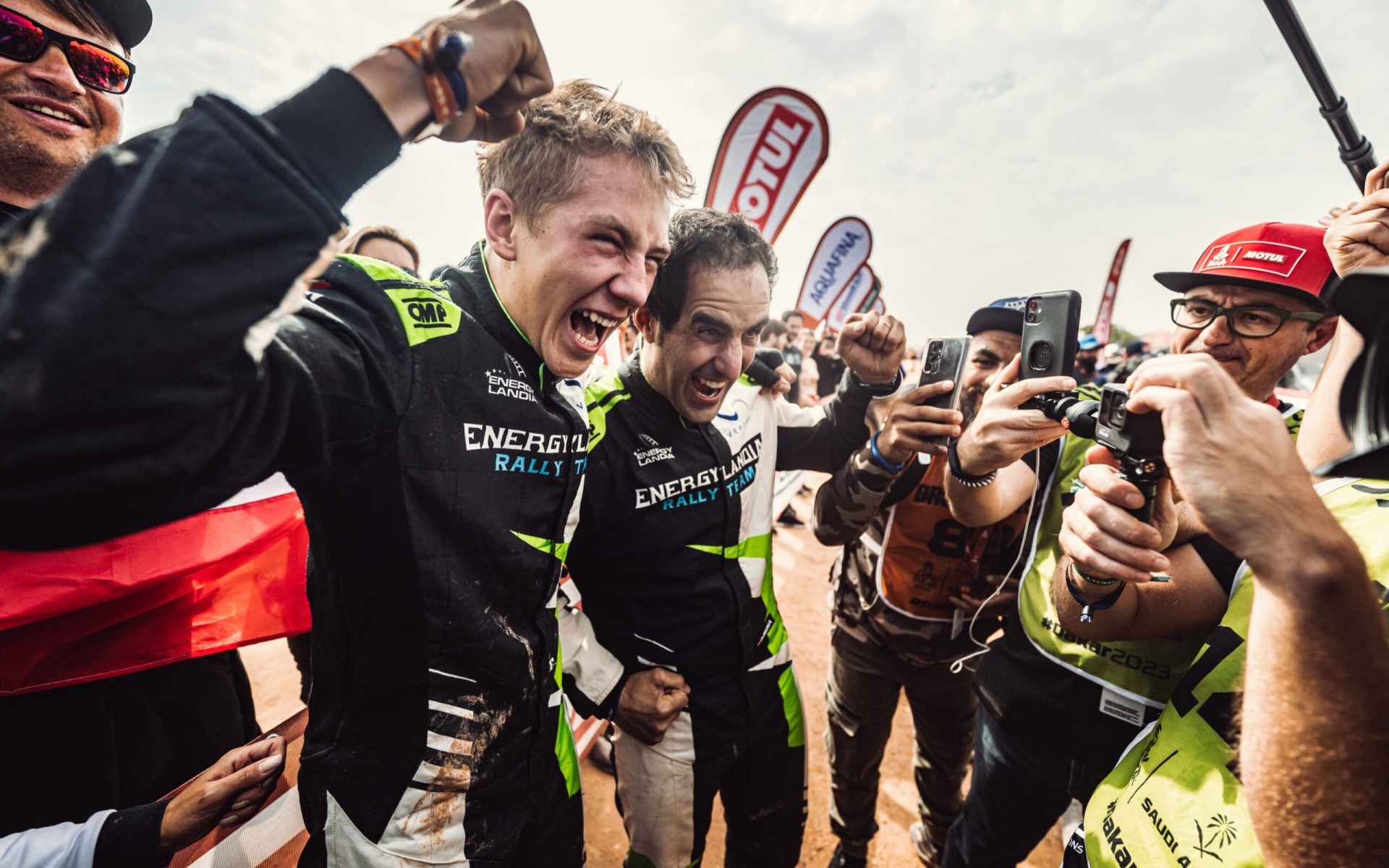 ZATOR. Dwie załogi Energylandia Rally Team na podium Rajdu Dakar