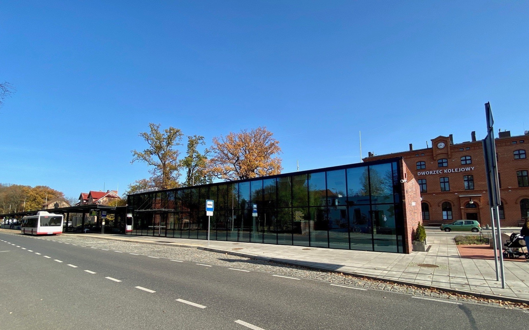 PUBLICYSTYKA. Podglądnięte po sąsiedzku. Samorząd oderwany od rzeczywistości.