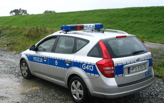 ZATOR. Wędkarz wpadł do palącego się ogniska