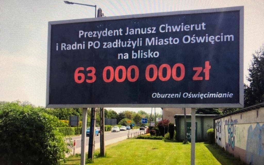 OŚWIĘCIM. Nowy billboard o zadłużeniu miasta przez prezydenta Janusza Chwieruta