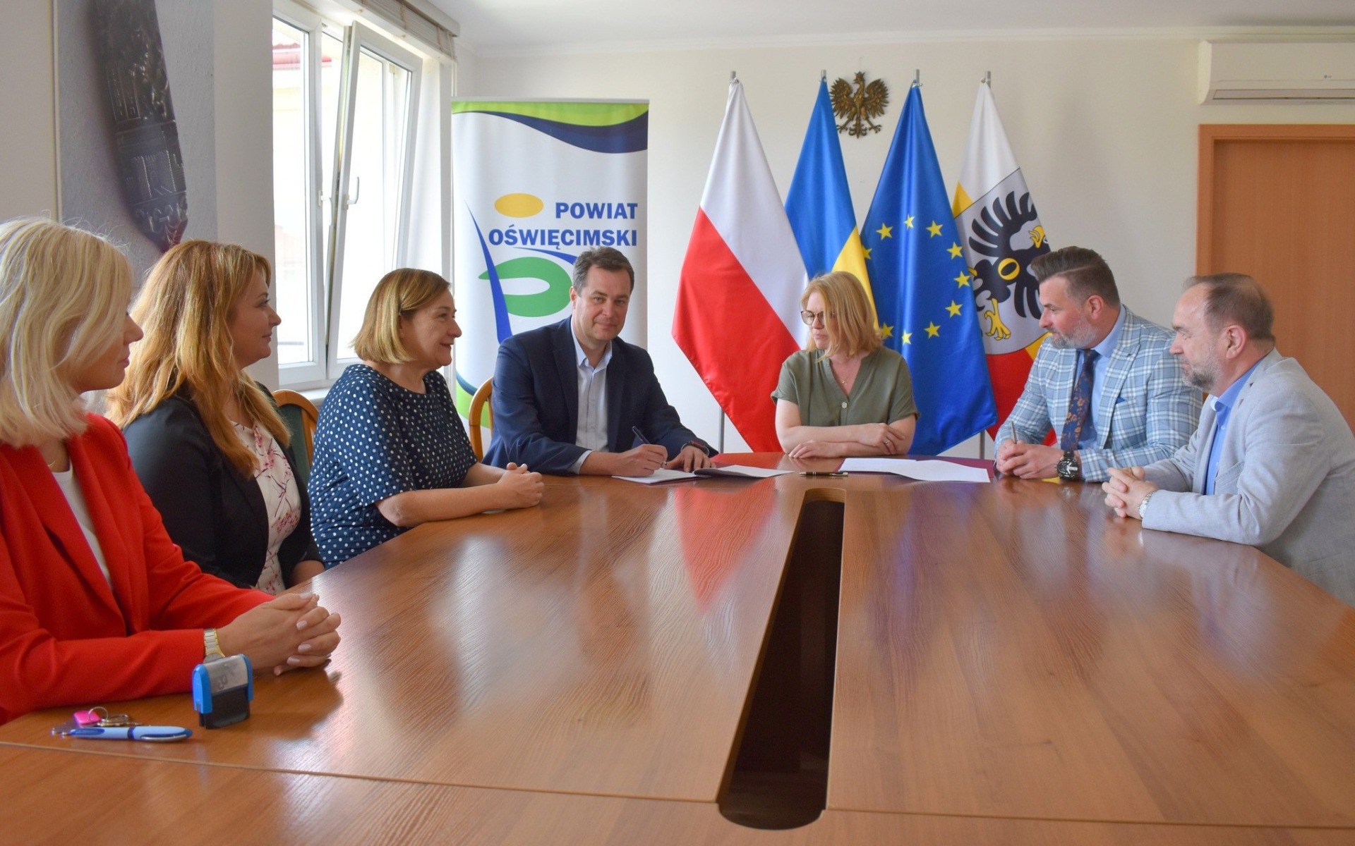 POWIAT. Podpisali umowę ze stowarzyszeniem na Rzecz Leczenia Niepłodności i Wspierania Adopcji