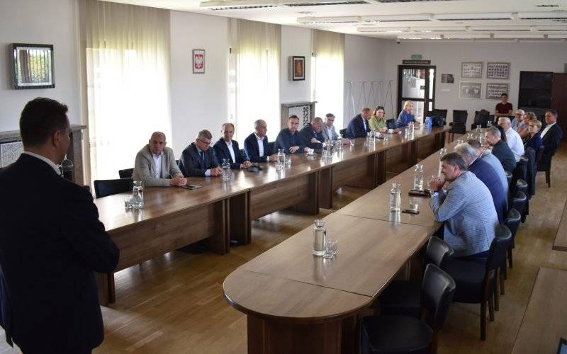 OŚWIĘCIM. Dużą część spotkania poświęcono tematowi rozbudowy tras rowerowych