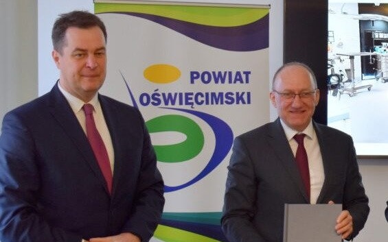OŚWIĘCIM. Dyrektor szpitala otrzymał od starosty ogromną premię roczną