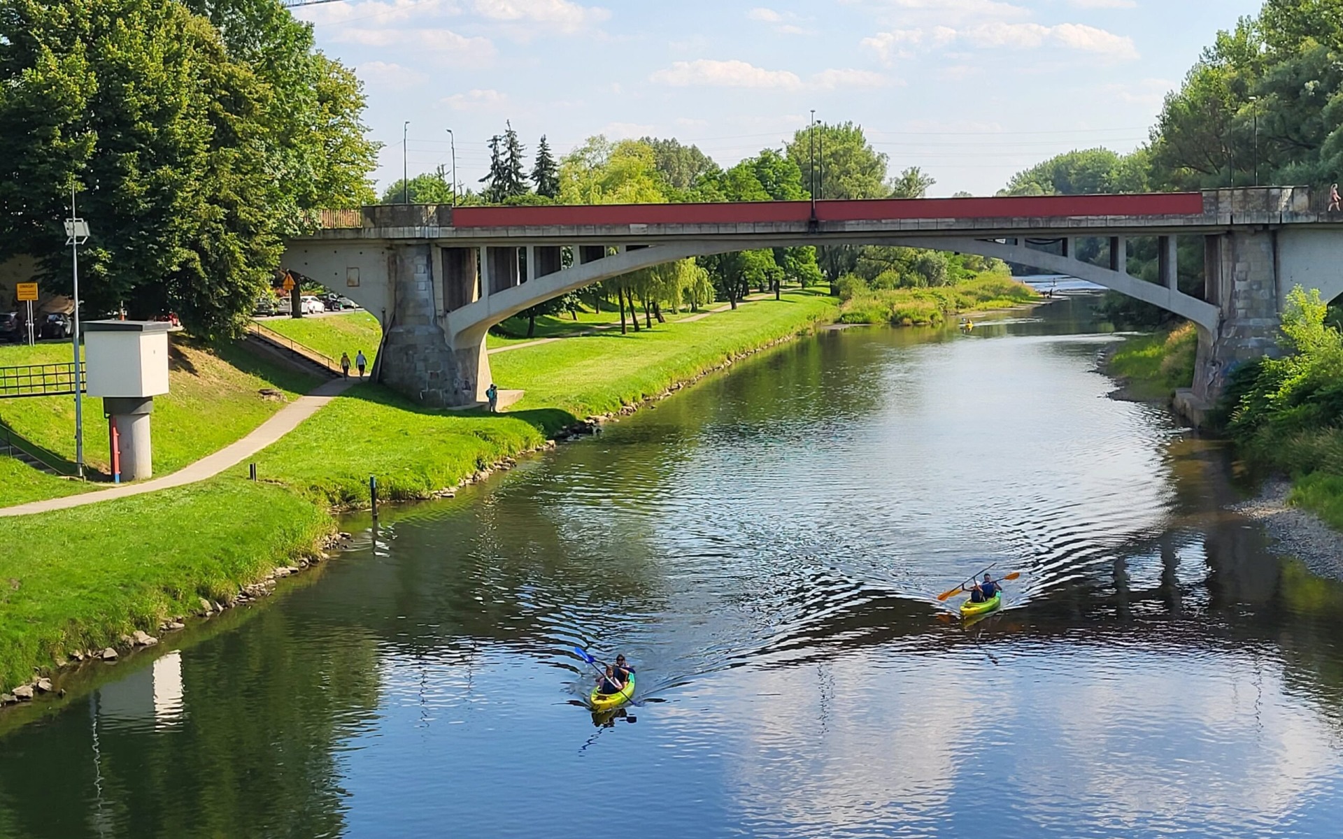 OŚWIĘCIM. Spływy kajakowe Sołą cieszą się dużą popularnością