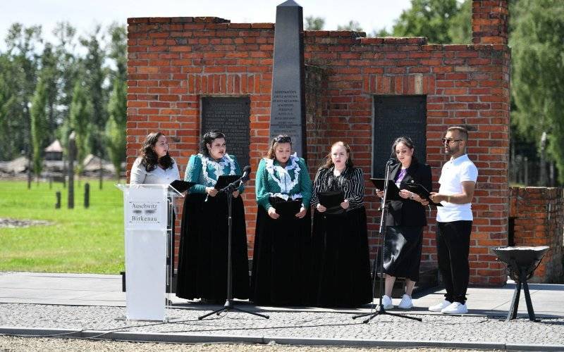 BRZEZINKA. 79. rocznica likwidacji obozu Romów w Auschwitz